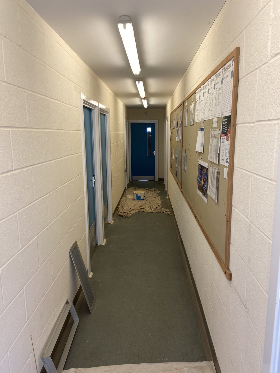 JARVISBROOKFC's tweet photo. More work taking place at the club today. Decorating, weeding, repairing the container and new signage going up. #volounteers #grassrootsfootball https://t.co/mAbjUQknPp