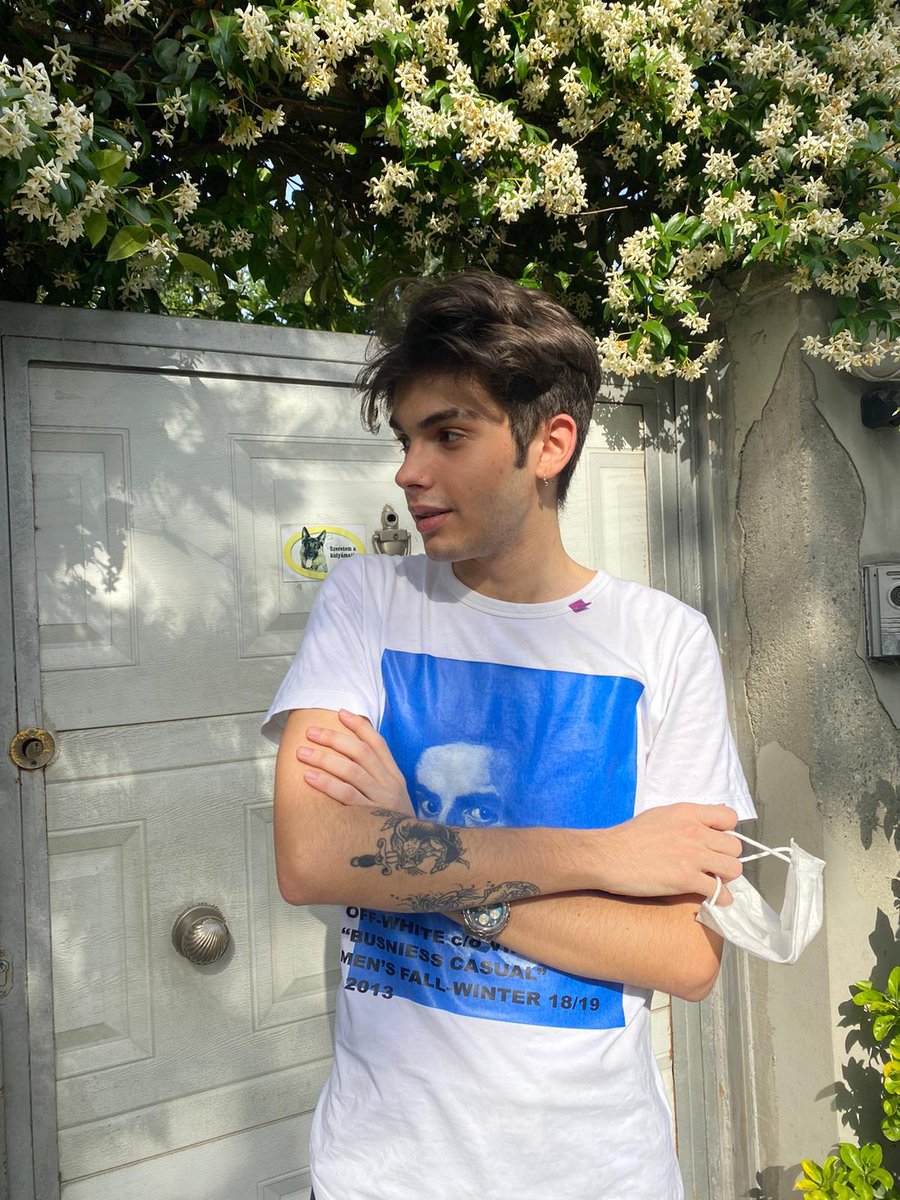 Ķızlar bu çocuk sınıf arkadaşınız olsa napar sınız?