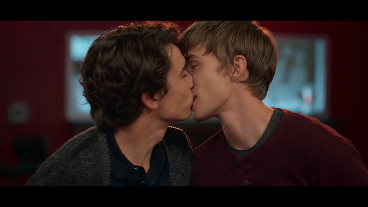 Уинстон 13 причин. Стив и алекс. Алекс и алекс 1. Алекс и стив 34. Зак демпси и алекс стэнделл.