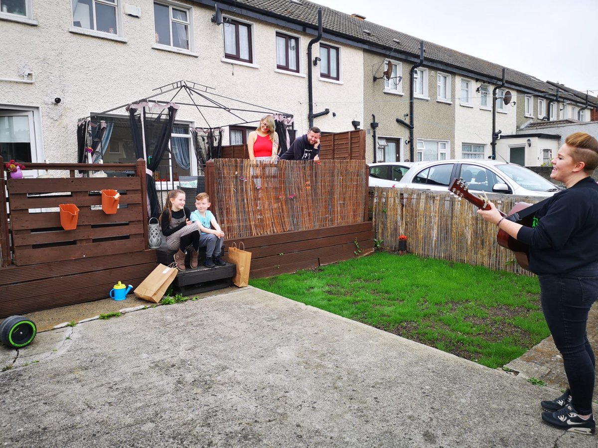 axisBallymun's tweet photo. Doorstep #SongDrops with the wonderful @grainnehunt all day as part of #AxisCruinniu - our fun free events celebrating Cruinniu na nOg... ππ€©πΆ https://t.co/5dZA3AD5kV