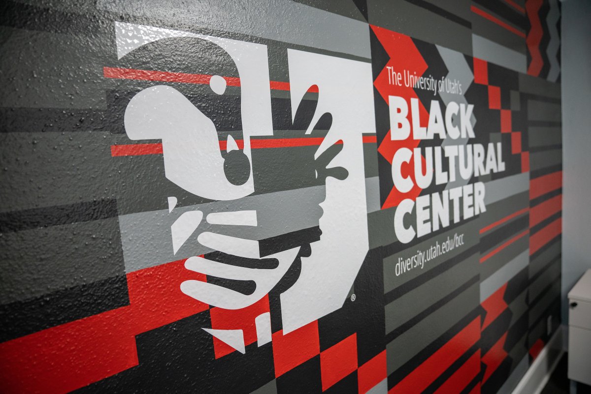 Ruth V. Watkins (@ruthvwatkins) on Twitter photo My thanks to Rev. France Davis and Meligha Garfield, director of the U's Black Cultural Center, for sharing their thoughts on racism and how we can support change in this episode of the U Rising podcast. Listen: bit.ly/2XW8wFx @uofuedi <a href="/UUtah/">University of Utah</a> My thanks to Rev. France Davis and Meligha Garfield, director of the U's Black Cultural Center, for sharing their thoughts on racism and how we can support change in this episode of the U Rising podcast. Listen: bit.ly/2XW8wFx @uofuedi <a href="/UUtah/">University of Utah</a>