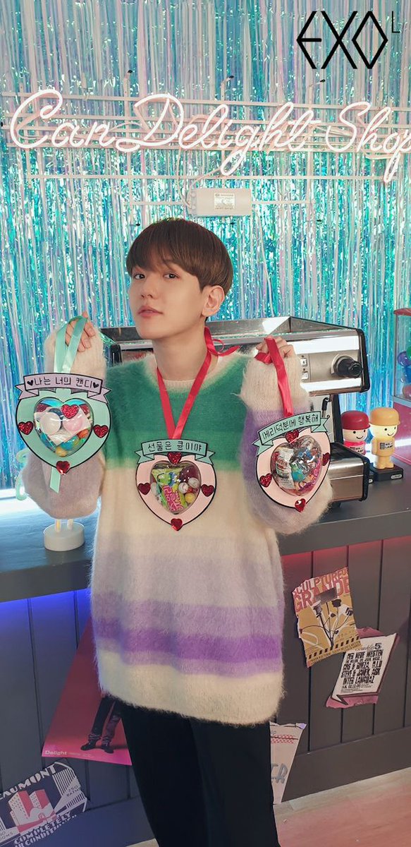 PhoneNumber614's tweet photo. LOOK AT HIM!! HE'S JUST A BABIE🥺🥺🥰🥰
#BAEKHYUN #엑소 #EXO #weareoneEXO #Delight #Candy #BAEKHYUN_Candy #큥이_에리_기가막힌_케미스트리 #CanDelightShop https://t.co/sb4usyHwce