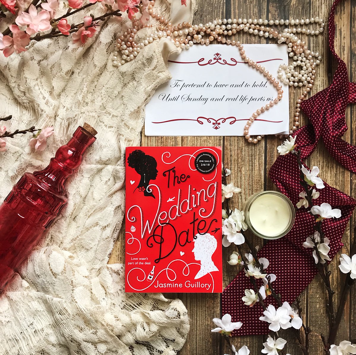 houstonlibrary's tweet image. Are you looking for a romantic read that will keep you on the edge of your seat? Check out this article for recommendations that are available at the library! bit.ly/2MzYt2t
#ILoveHPL #HoustonLibrary #HPLBookBuzz