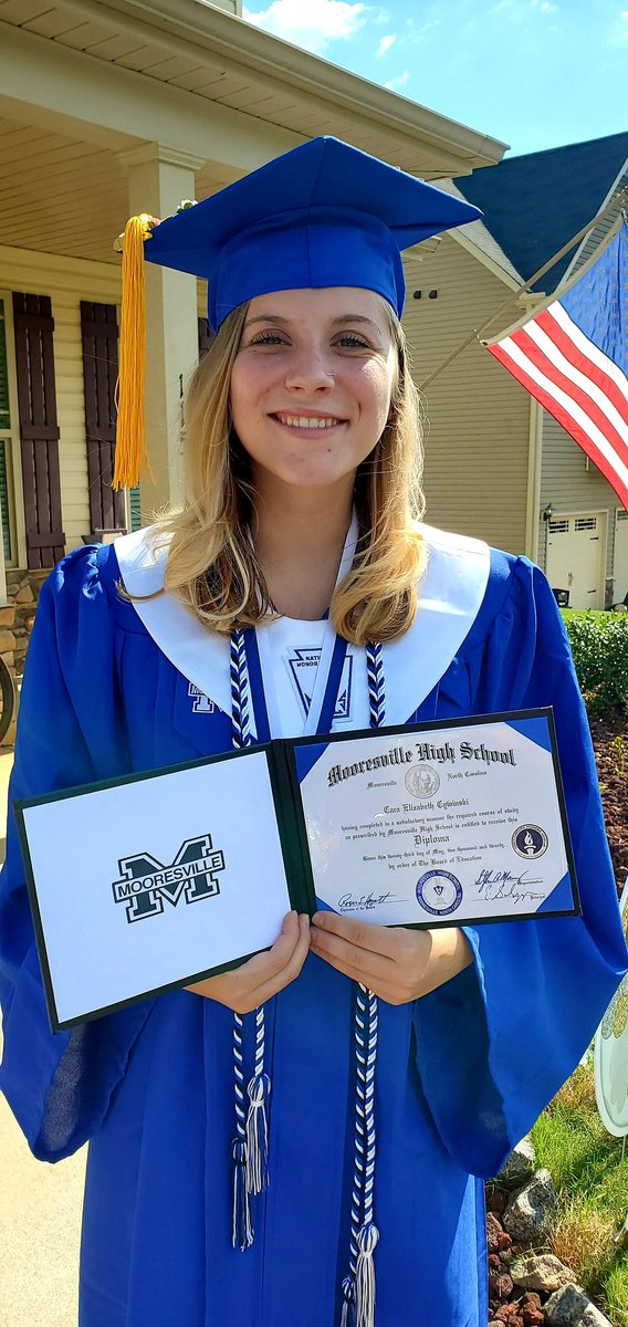 She did it!!  Congratulations Cara!! #Classof2020 #MHSCAPITOFF