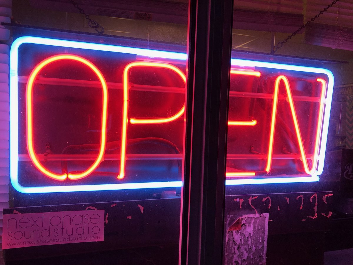 Inphase136's tweet image. @Inphase136 #OpenForBusiness