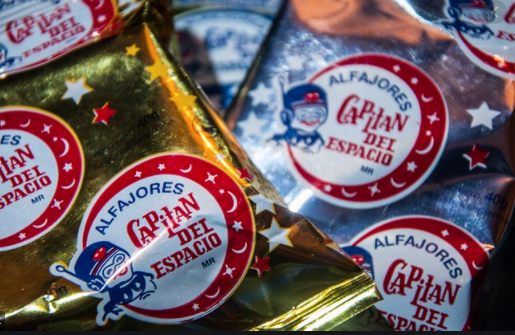 julitolopez's tweet photo. Attentos: FAKE NEWS "Capitan del Espacio"

- Se esta viralizando por whatsapp un audio FALSO , del supuesto hijo del dueño de la fabrica "Capital del Espacio"
En donde pide ayuda frente a una expropiacion de la fabrica.

- La gente de Capitan del Espacio aclaro que no es real. https://t.co/zNIhqRvmqu