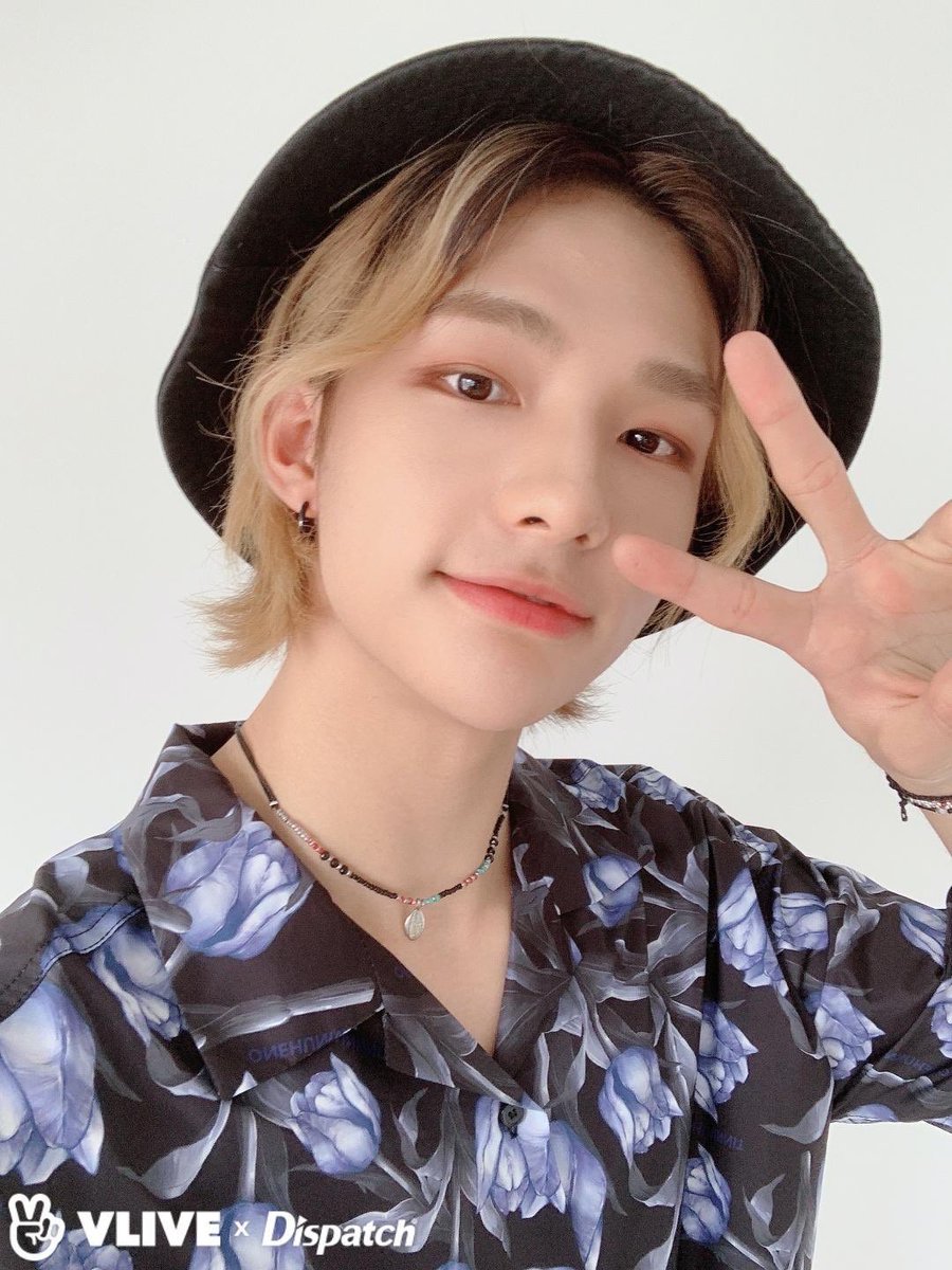 promisung's tweet photo. gente estoy en @hhyunpuff vayan a seguirme ahí https://t.co/Iyych7hLEN