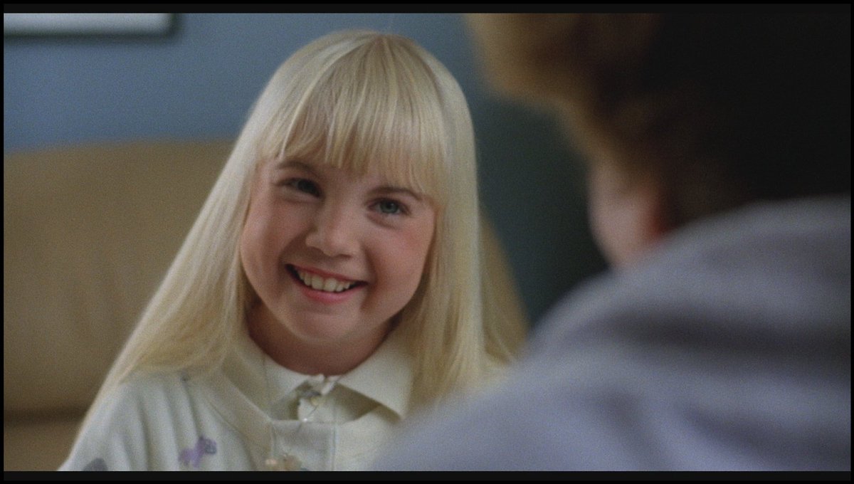 EBanglesfan's tweet photo. Poltergeist 3 this is a sequel I love mirrors ghost movie really cool of course the first is the best . #wereback #CarolAnne #HeatherORourke #Poltergeist3 #1980s #Films #Scarymovies #tomskerritt #nancyallen #laraflynnboyle https://t.co/ymfln2v11s