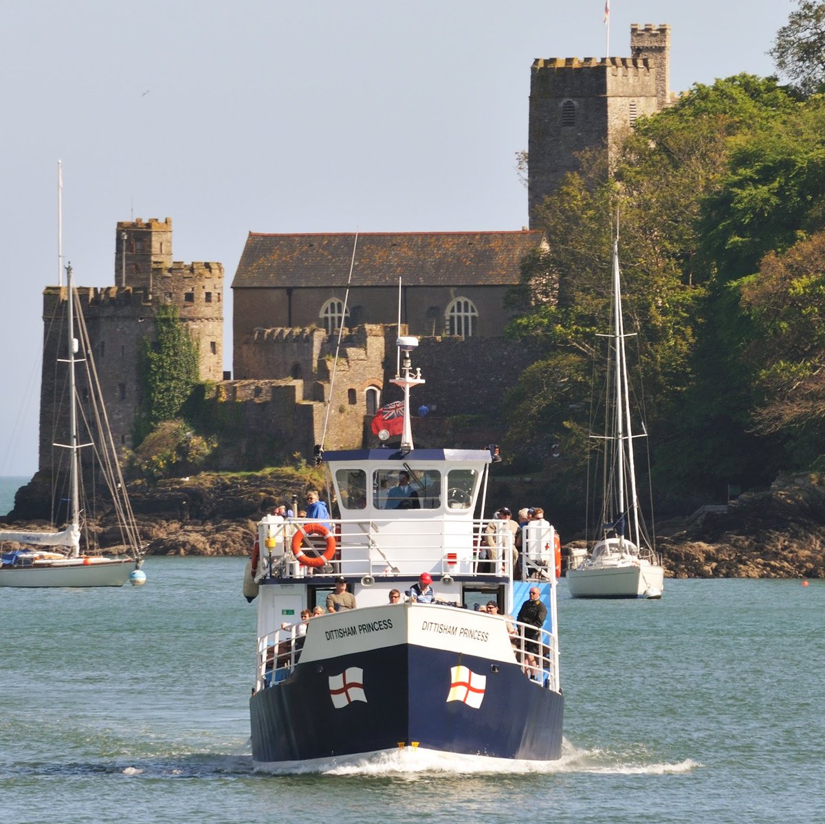 DartmouthRR's tweet image. We’re still planning to open on the 7th July at the earliest, but it’s still not a fixed date &amp;amp; can change at any point.

We're not sure what will be running on that day, it may be all trains &amp;amp; boats or none if the Government changes things.

#dartmouthsteamrailway