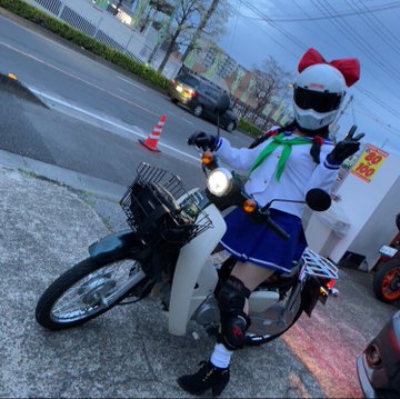 ばくおん 来夢先輩の正体とモデルを考察 乗っているバイクやヘルメットは 大人のためのエンターテイメントメディアbibi ビビ