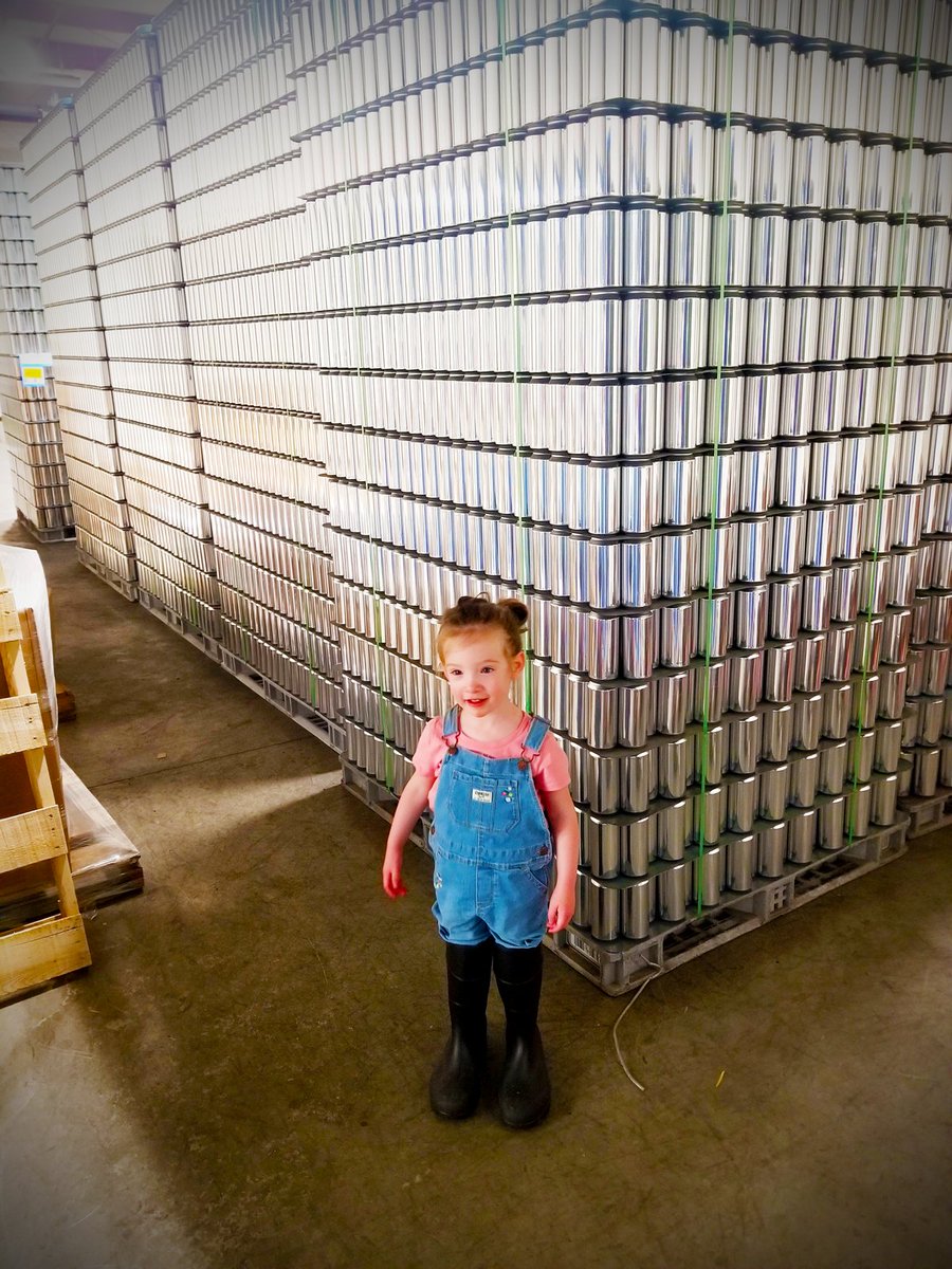 🥫 The Rumble cans are here! (Nora for scale)

Next wk these cans will contain the 1st Havoc sour series release: a blueberry/blackberry mashup made w honey from @French-Hill-Apiaries wrapped in local/wild art from artist Britta Brickell of @terrorbunnystudios. #meadery #vermont