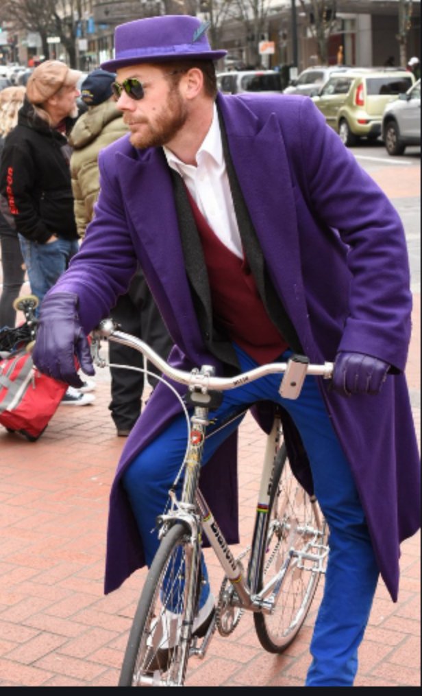 7: Greg "Bike Nazi" Isaacson - PDX Parks and Rec employee/Holocaust denier & agitator. Frequently seen at f45hy protests, often on a bike and wearing purple attire. Recently seen 6/18 at PNWYLF George Washington statue toppling but chased off. ( https://rosecityantifa.org/articles/quincy-franklin-gregory-isaacson/)