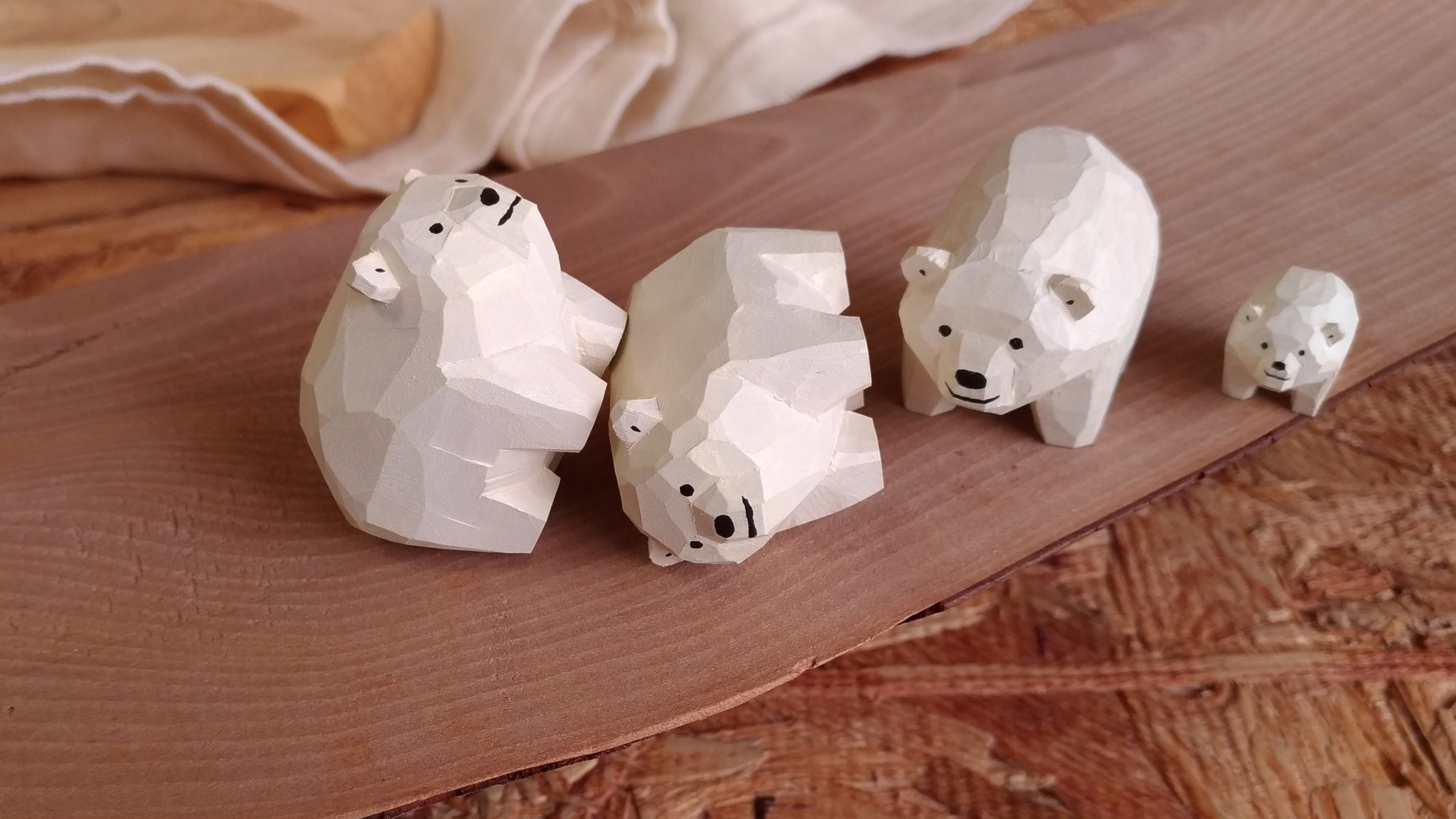 シロクマの子供 木彫り シロクマの子ども(木彫)21号 | wood and