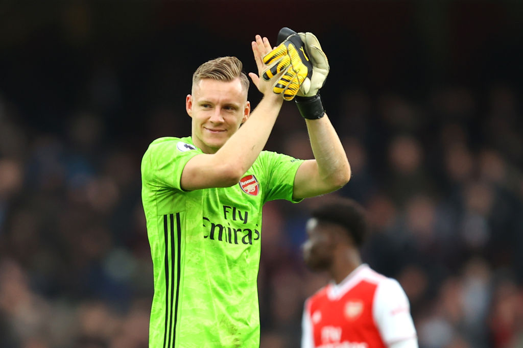 rukara_rwabishi's tweet photo. Abafana ba Arsenal bari bamaze gushyira uturaso kumubiri none bagiye gusubira ku taye zabo zari zisanzwe
#whyarsenal 😫😫 https://t.co/YElKojV5NK