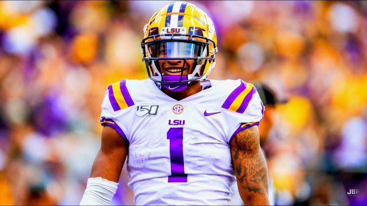 Blessed to have the opportunity to play both sports at LSU 🏈🏀 <a href="/LSUfootball/">LSU Football</a> <a href="/LSUBasketball/">LSU Basketball</a> <a href="/G5JeffMartin/">'Thee' Jeff Martin</a> <a href="/CoachDerekShay/">Derek Shay</a>