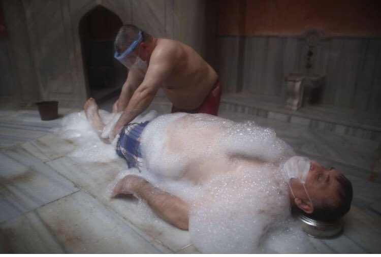 Internetcafee's tweet photo. Türkiye'de hamam....
Korona virüs zamanında...Biz Neden Kapalıyız.... https://t.co/hRdsObRph7