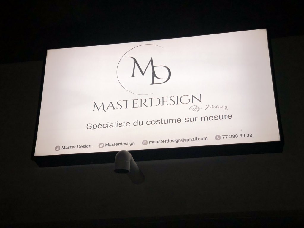 MasterDesiign's tweet photo. Bonsoir. Votre showroom Master Design est OUVERT. 

Nord foire à 400m de la SDE. https://t.co/L6x5bx5CzF