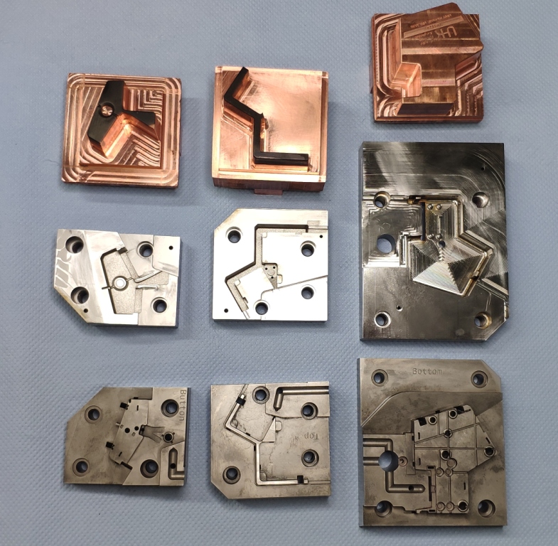 UltHackKeyboard's tweet photo. Key cluster molds and PCBs are almost ready https://t.co/3l5oPX5kXQ https://t.co/CecNsPrTcP