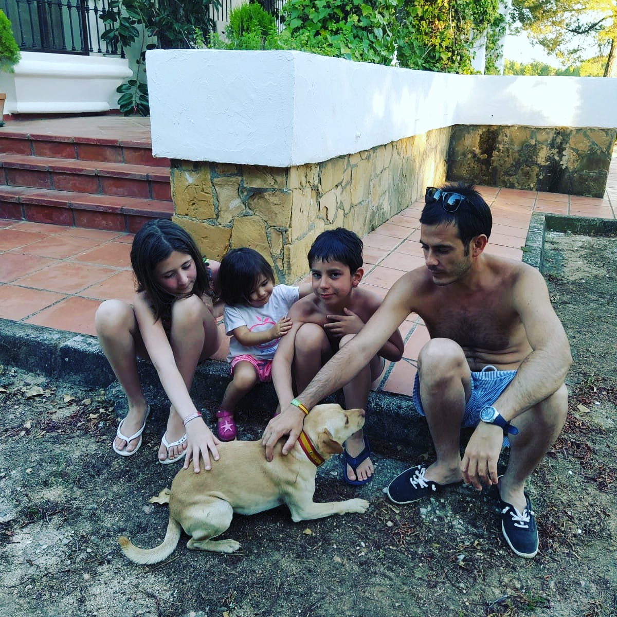 diegorojasyiyo's tweet photo. Con mis nenes. https://t.co/STIr2qJWlY