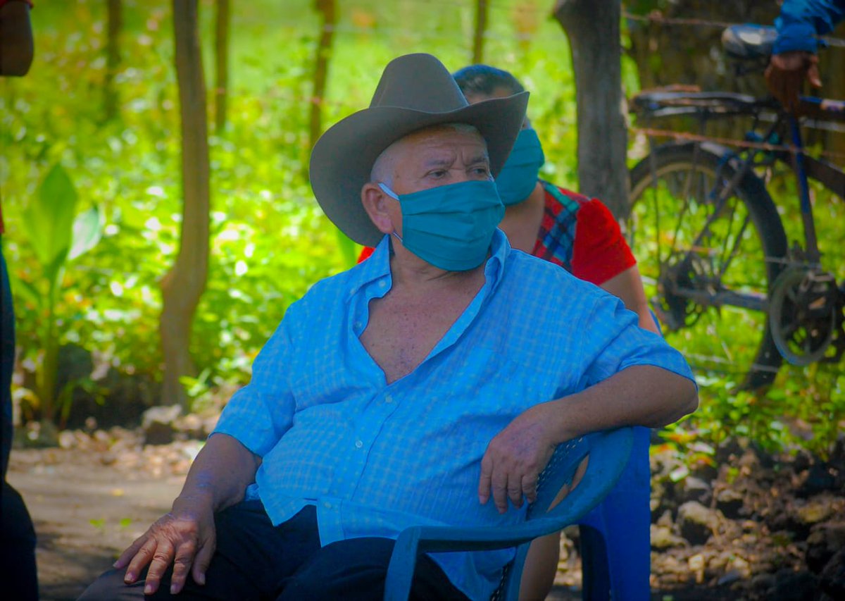 DrJuanBustilloM's tweet photo. Nuestros agricultores son uno de los motores que dinamizan la economía y alimentación Migueleña, es por ello que seguimos trabajando para garantizarles las condiciones que contribuyan al desarrollo y crecimiento de este sector.
#Internas2020 #BustilloDiputado #JuntoALasBases https://t.co/hiLNqSb7zV