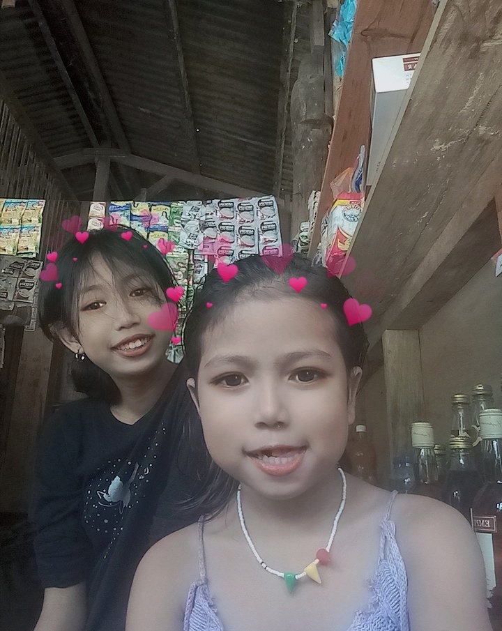 Hy Sunday
Hy kulits❤️❤️
I love you
#Sister