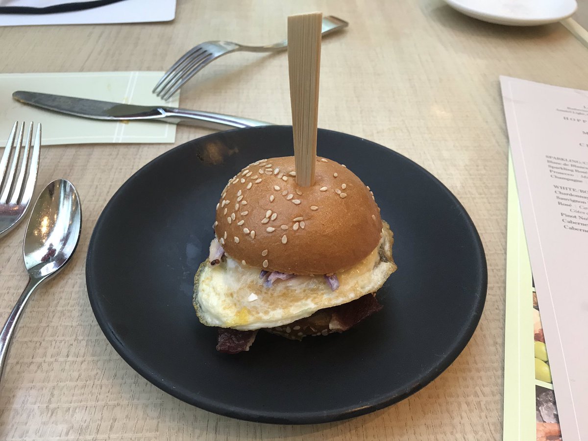 Next up: Wagyu beef sliders with egg. It’s a solid slider. Love the runny yolk. Not a slider you find at White Castle.  @KTNV