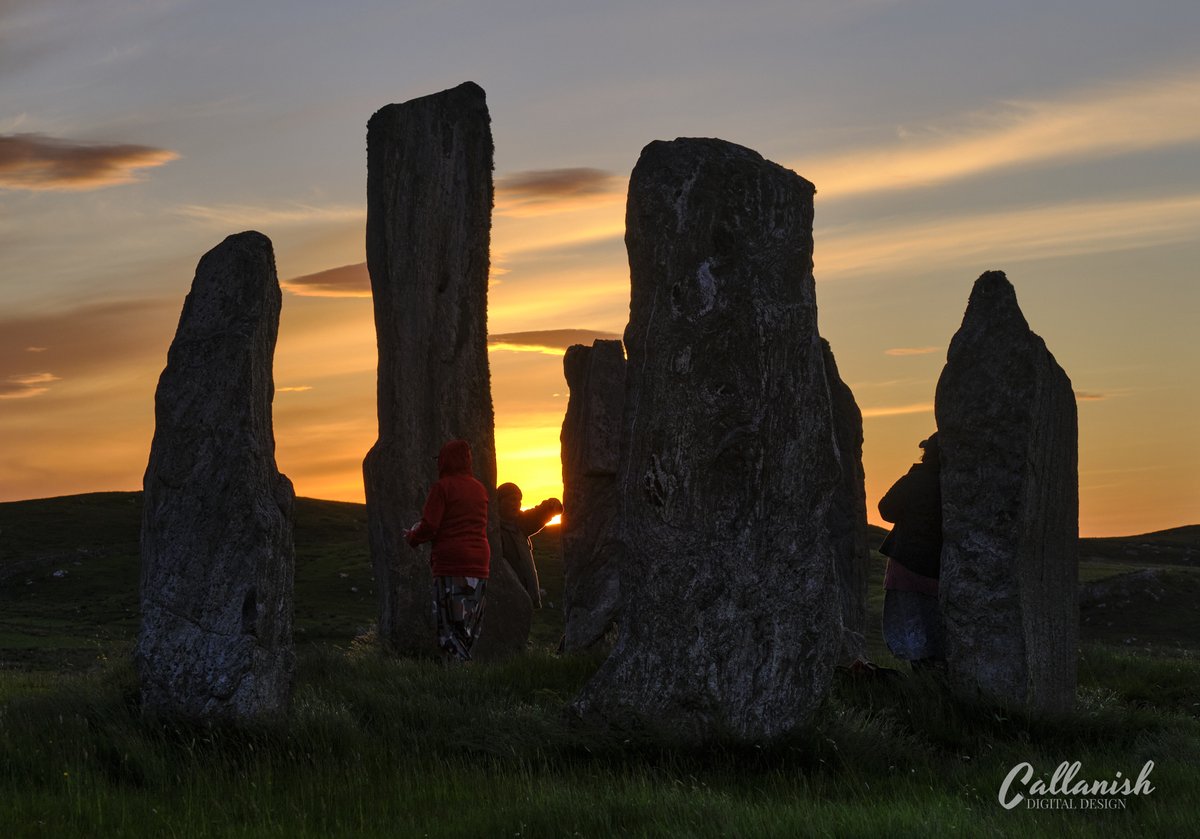 CallanishDD's tweet image. Callanish sunset :) Solstice Blessings. 
#SummerSolstice  #Callanish #OuterHebrides @PrehistoryGuys @megportal #Scotland