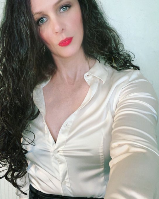 @sammisatin thinking of #satin &amp; thinking of you 💋💄 https://t.co/oduMP3wqZP<a class="tags" target="_blank" title="On Twitter" href="/?out=eyJ0eXAiOiJKV1QiLCJhbGciOiJIUzUxMiJ9.eyJpYXQiOjE3MjIyODcwODksImlzcyI6InR3cG9ybnN0YXJzLmNvbSIsIm5iZiI6MTcyMjI4NzA4OSwiZXhwIjoxNzUzODIzMDg5LCJyZWRpcmVjdF91cmwiOiJodHRwczovL3R3aXR0ZXIuY29tL3NhbW1pc2F0aW4ifQ.BGGcIF4ilBBSp731jNmQmMJaKuF-D5ZnzkYlaogXoNH9Ef_28tqXtU33EtdwCgkGL2pZqUj8LIWkqk6BavWGiw">@sammisatin</a><a href="/tag/satin"class="tags">#satin</a>