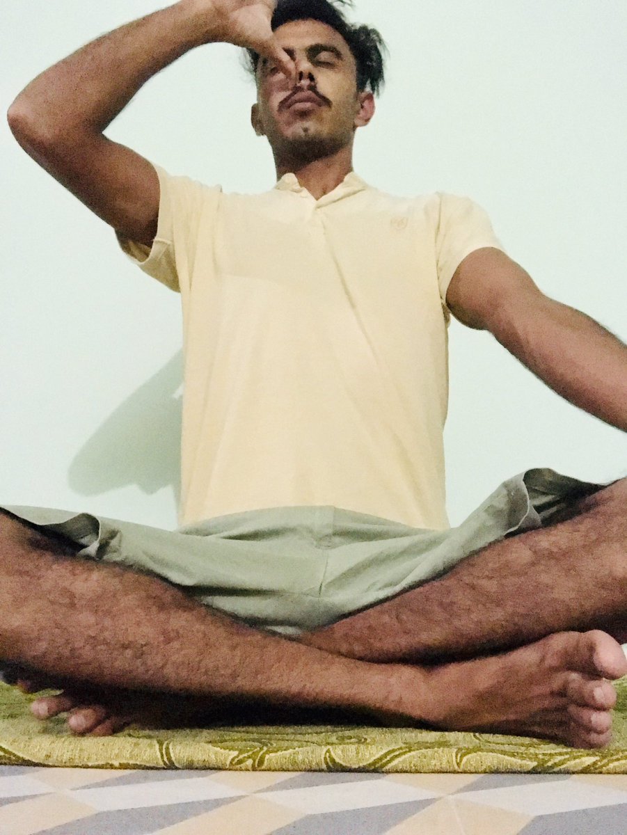 Amangodara903's tweet image. #HarGharYoga #YogaAtHome @highereduHRY