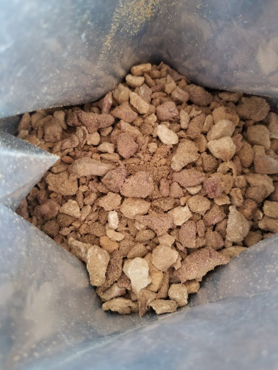 s_dot_bhudier's tweet photo. @wellnesspetfood I been buying wellness for my pet for years and today I bought a bag of disappointment. https://t.co/mWqGuHLlQi