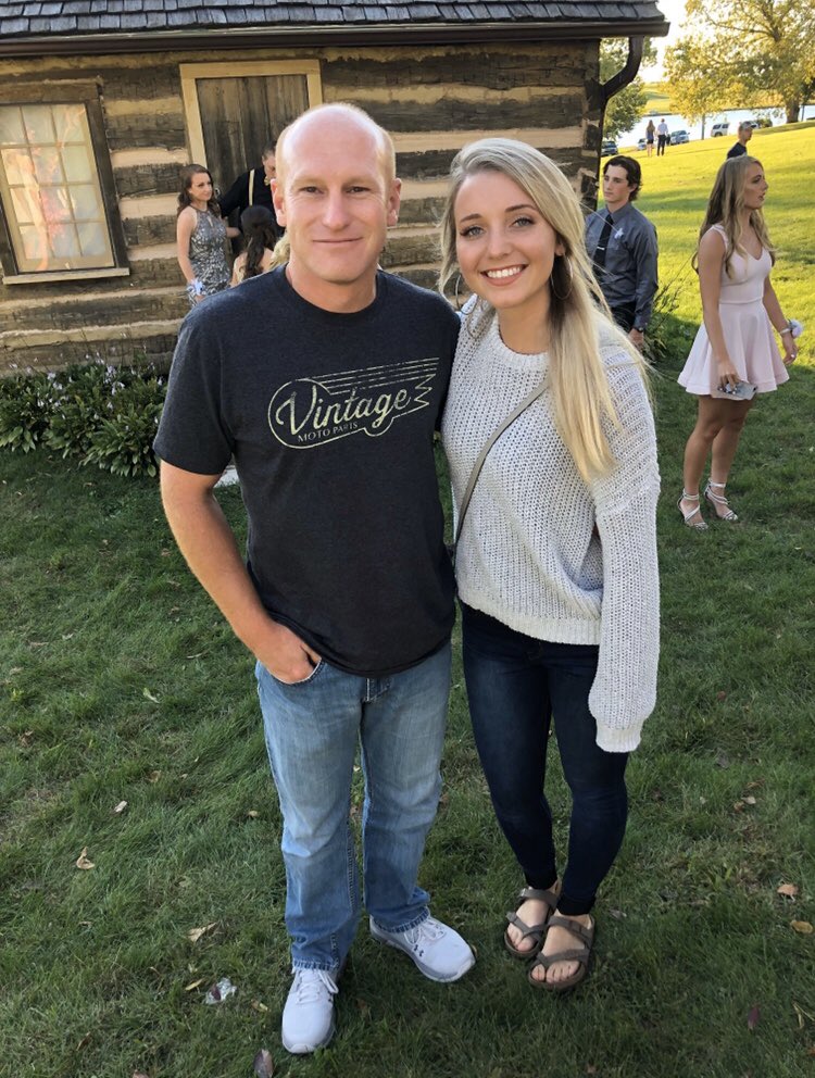 brenna b✰ tweet media