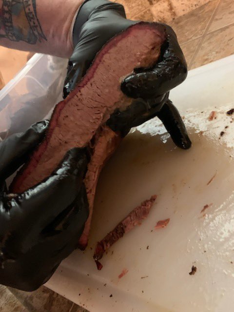 TheReal_CraigC's tweet photo. Look at it, just look at it!!!  I’m in love with this smoker!! https://t.co/z62GiHfWYY