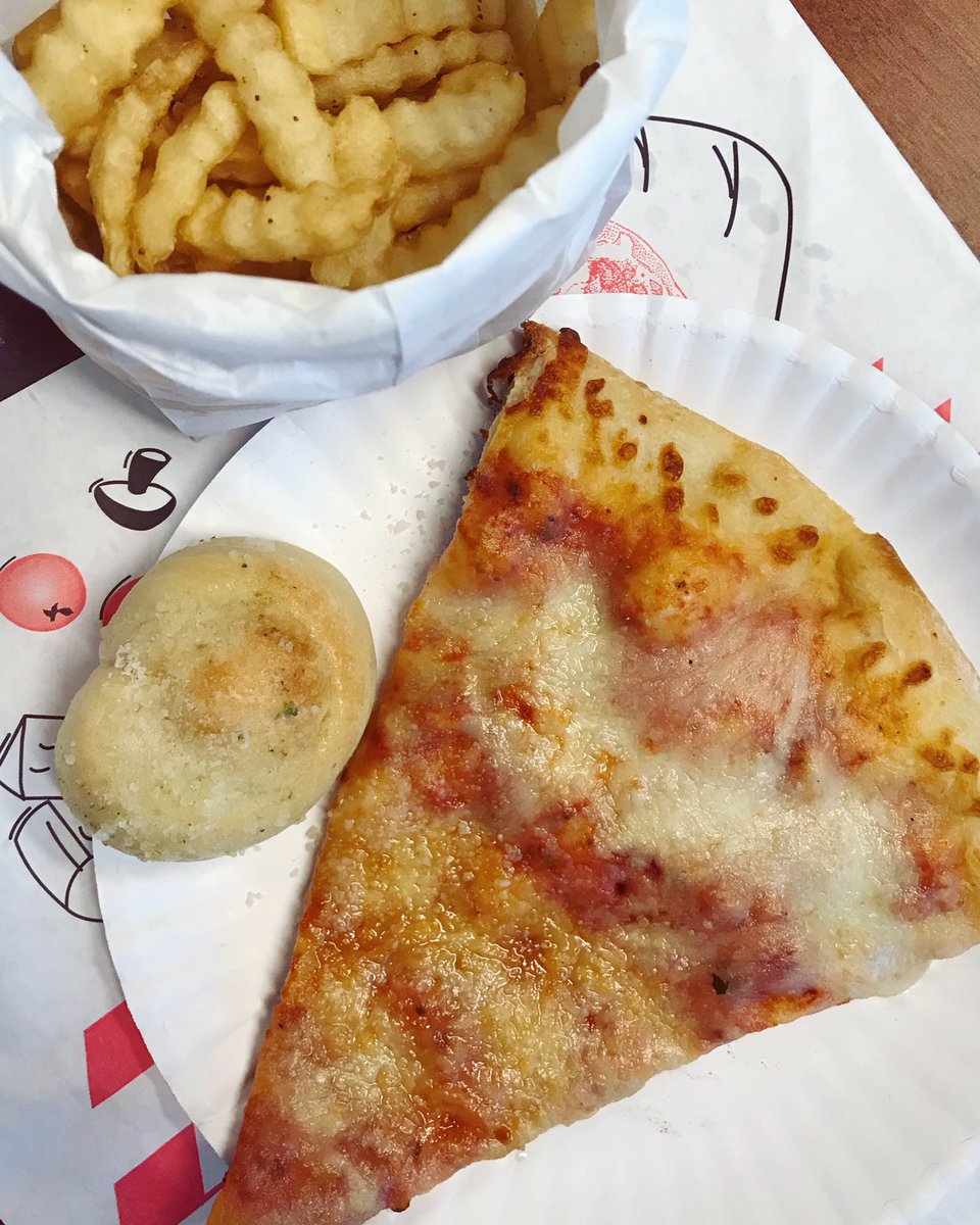 theplaincheese's tweet photo. So yesterday we were discussing school cafeteria pizza. Remember it? Rectangular, floppy, awful/awesome? I always got mine on top of a boat of salty fries, so hey, why not recreate the experience? 🍕🍟 https://t.co/0hdYr9Hbwu… https://t.co/I5J89DInhY