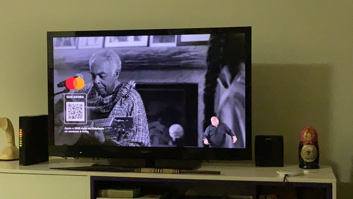 #LiveGileIza  Tá linda demais!!!! Até que enfim uma Live com gigantes da MPB!