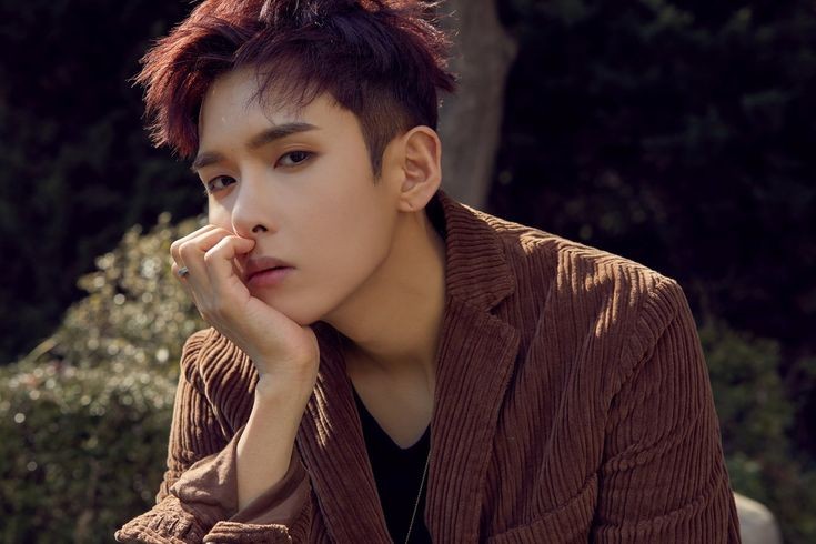 HAPPY BIRTHDAY KIM RYEOWOOK!      