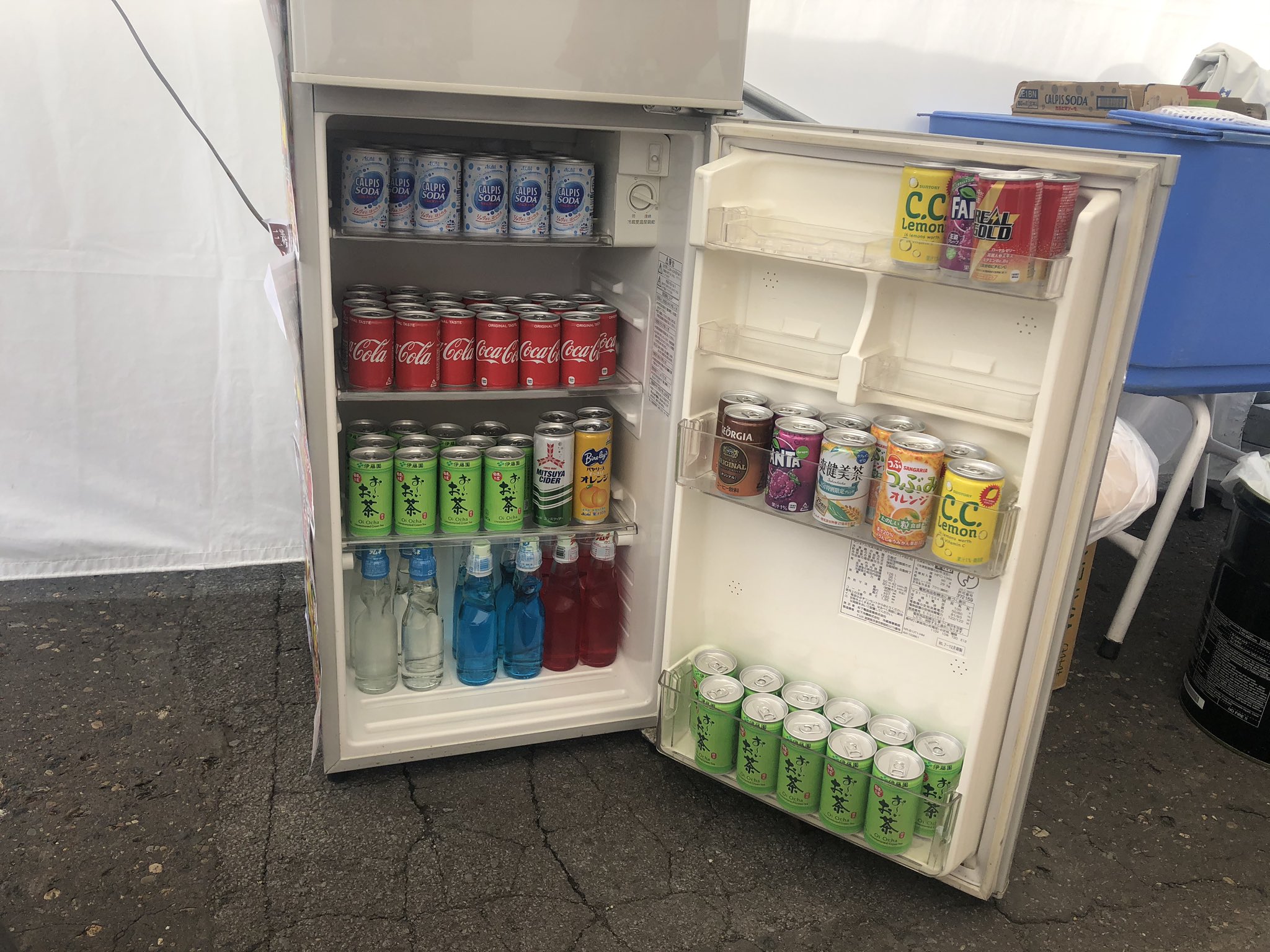 北海道三菱自動車岩見沢店 とある営業マンのつぶやき 本日も Phevの給電で冷えてます 三菱岩見沢 中古車bigフェア