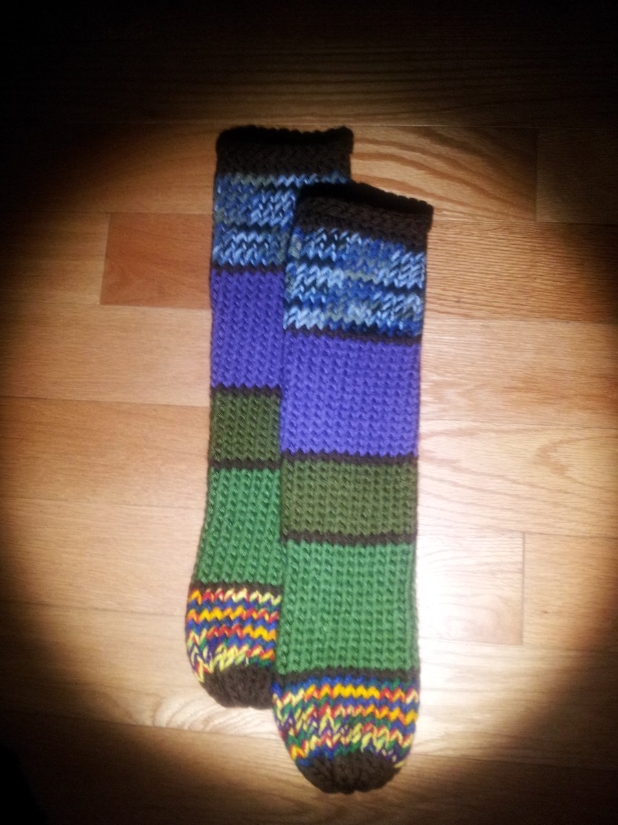 LoomofaFruit's tweet photo. #LOAF #Handknitted #Socks by @KevinEaston1 

#StayHome and shop https://t.co/UzUDffvNb3
with #FreeDelivery

#loomofafruit #sox #stockings #slippers #reading #gardening #camping #books #diabetic #house #fashion #wholesale #snowboarding #beach #surfing #getwellsoon #hospital https://t.co/XuOursOpVX