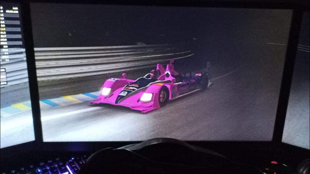 13 horas por delante aún .#24hLeMans #iracing <a href="/IracingPr1/">iRacing PR1</a>