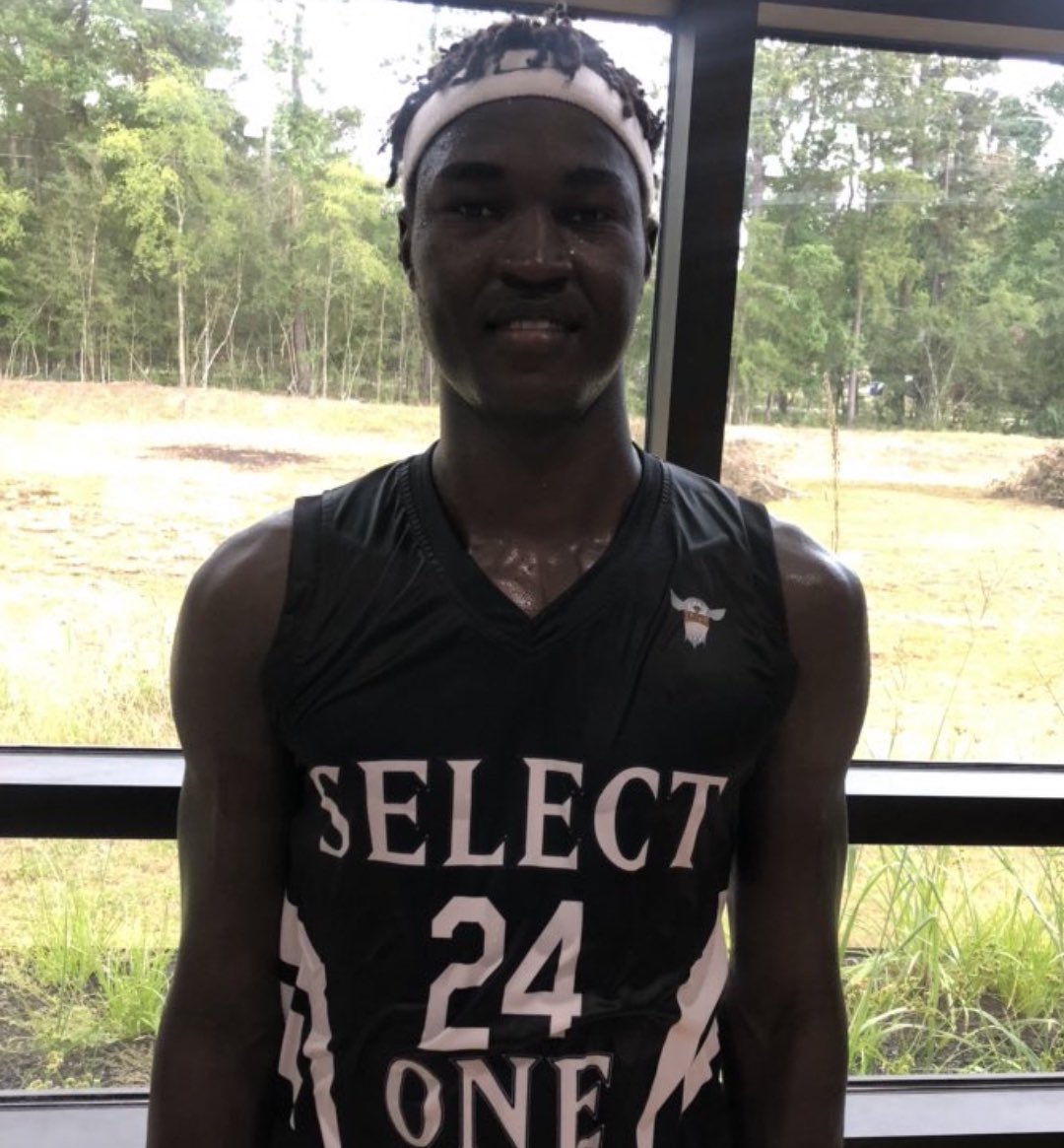 SelectOne Basketball tweet media