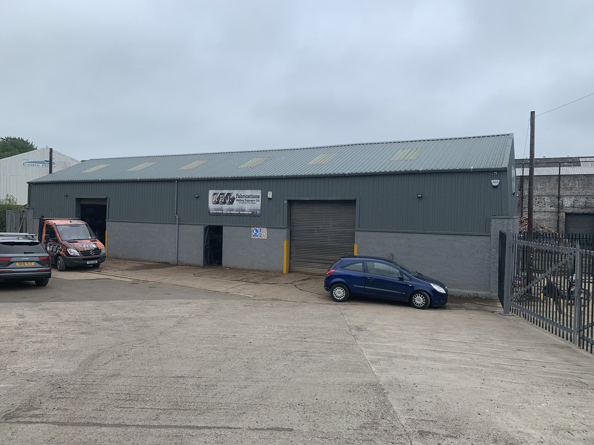 ablfab's tweet photo. Before and after pictures, bought this building 2016, I seen it’s potential, I done the roof, roughcast, concreted and created a yard etc, a fair transformation, bit by bit👍 it’s our workshop where we manufacture. https://t.co/vZePKtavX6