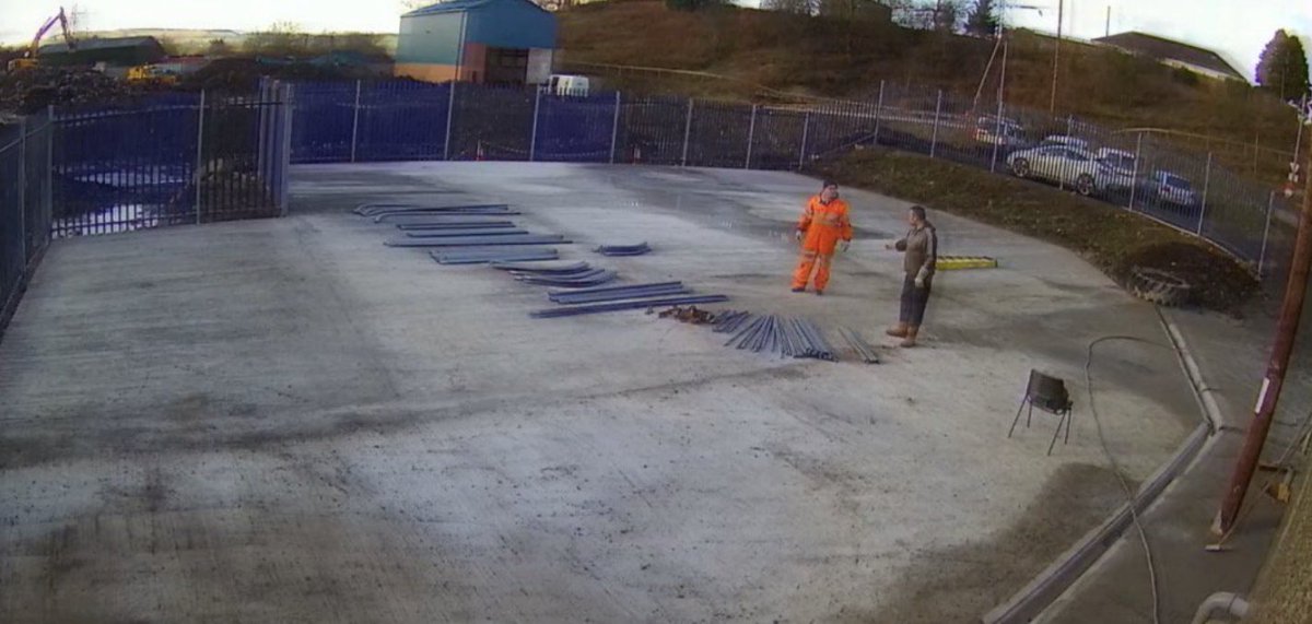 ablfab's tweet photo. Before and after pictures, bought this building 2016, I seen it’s potential, I done the roof, roughcast, concreted and created a yard etc, a fair transformation, bit by bit👍 it’s our workshop where we manufacture. https://t.co/vZePKtavX6