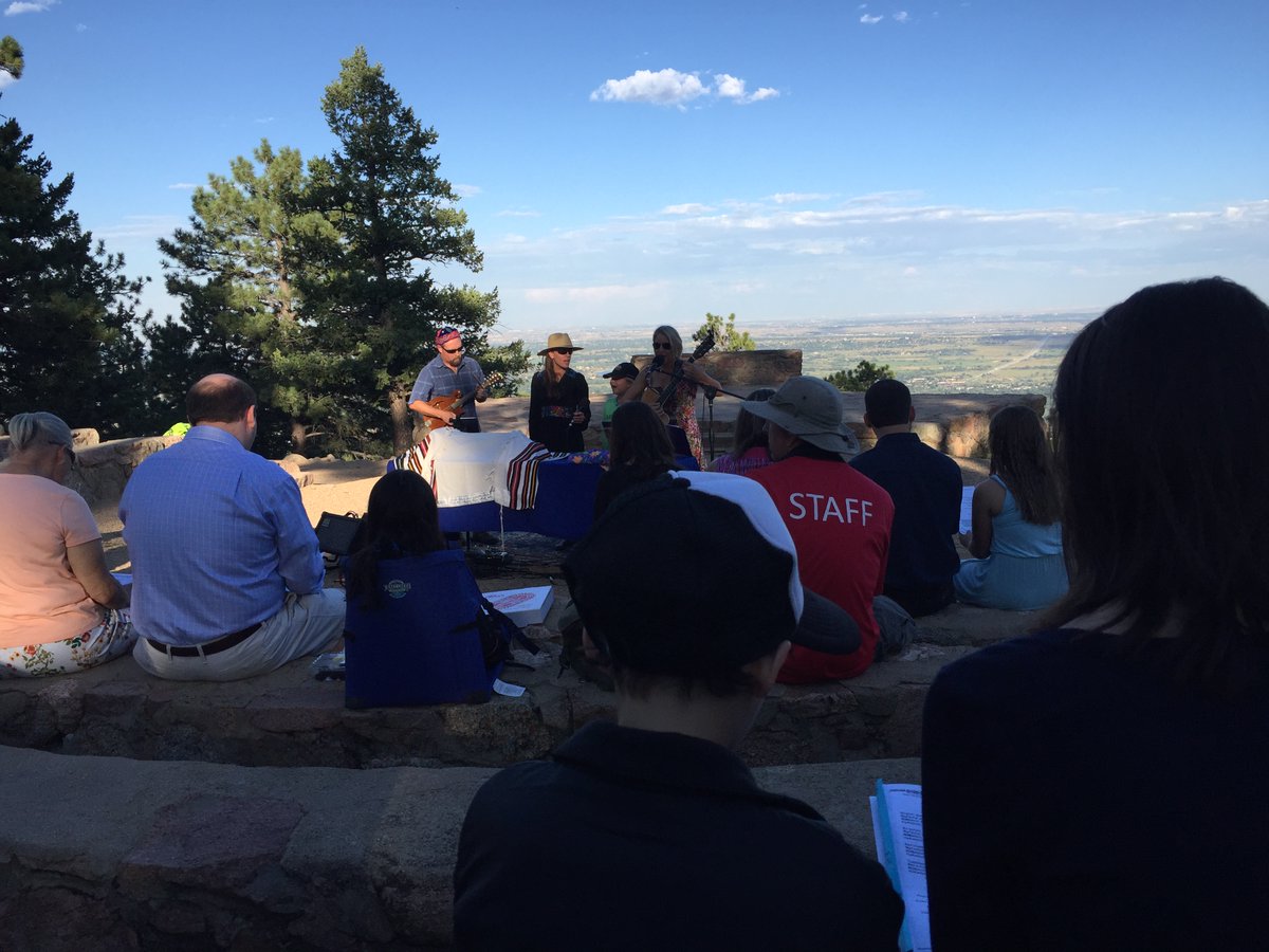 Here's another image:  Sabbath at sunset...<a href="/joyfulurbanist/">Arti Harchekar</a>