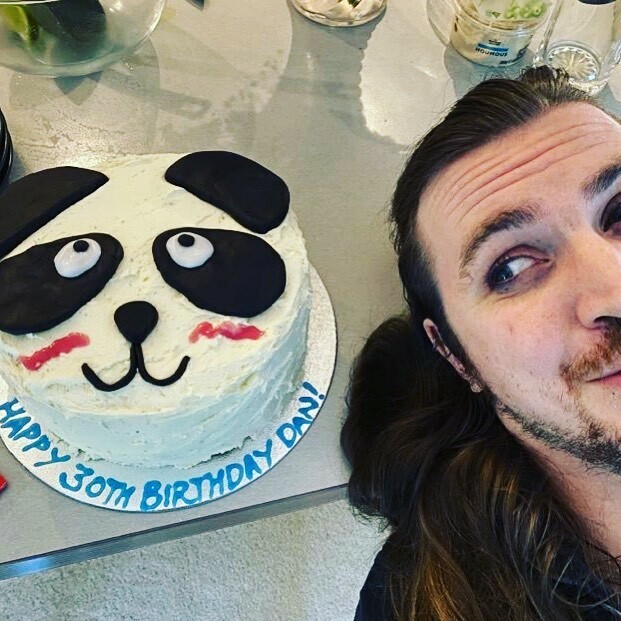 SeefPanda's tweet photo. This birthday cake is massive! Zero calories, would you believe it? #birthday #cakeandeatittoo #birthday #panda #frosting #seefpanda https://t.co/lqbcisVQdJ