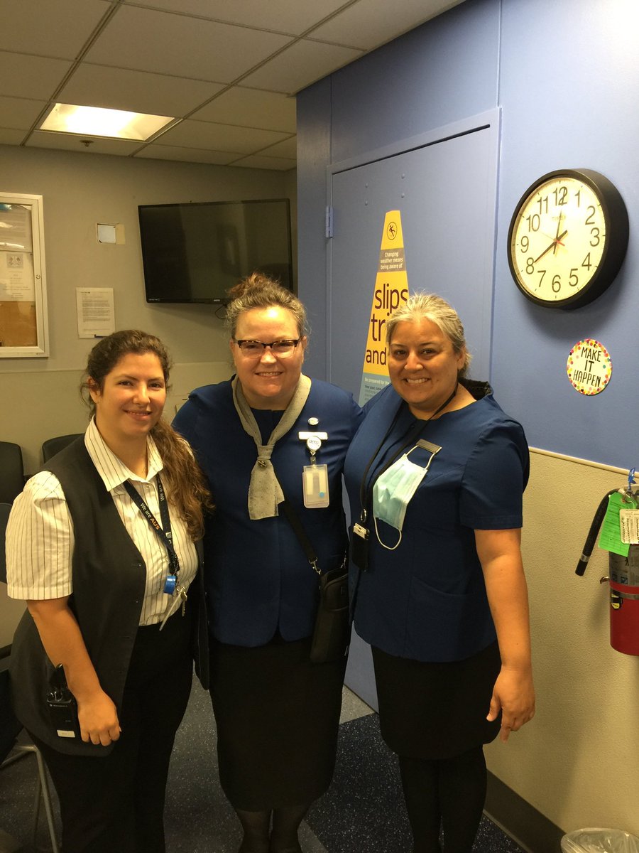 OfRb1's tweet photo. Angela Strong last day after 36 years with United. Angela will be retiring at the end of June. Enjoy your next chapter!!! https://t.co/vyfmyqkGhF