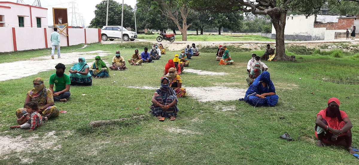 sathi_up's tweet photo. #COVID19Support
#SATHI with support of #CAFIndia distributed Food &amp; Hygiene kits to vulnerable sections of society in Sadar block_ #Basti district. Today, food and hygiene kits distributed among 70 families.
@CAFIndia_tweets #COVID19 #IndiaFightsCorona #Basti https://t.co/lhcuDctsSx