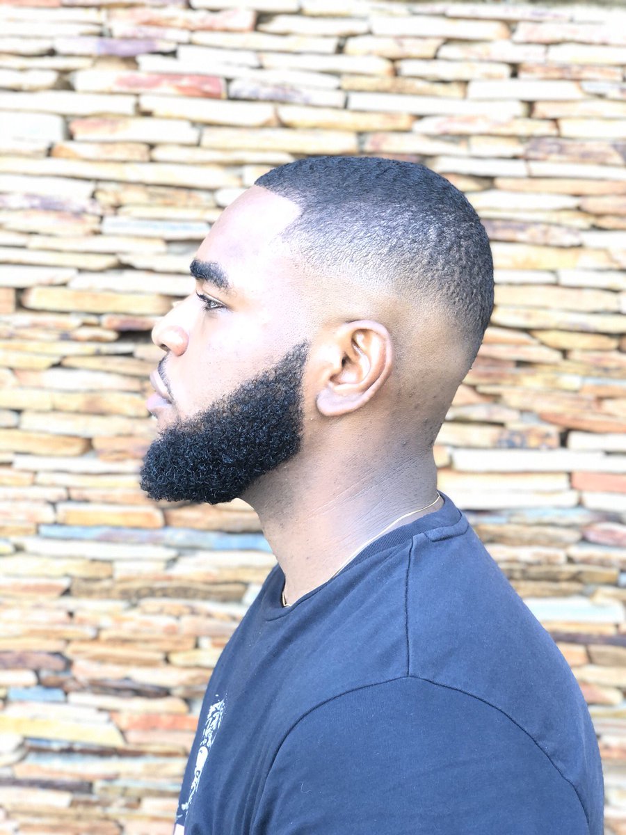 mint_jeff's tweet image. My signature Fade with a Bevel Blade now that’s a major key 🔑 🔥💯. Been a while