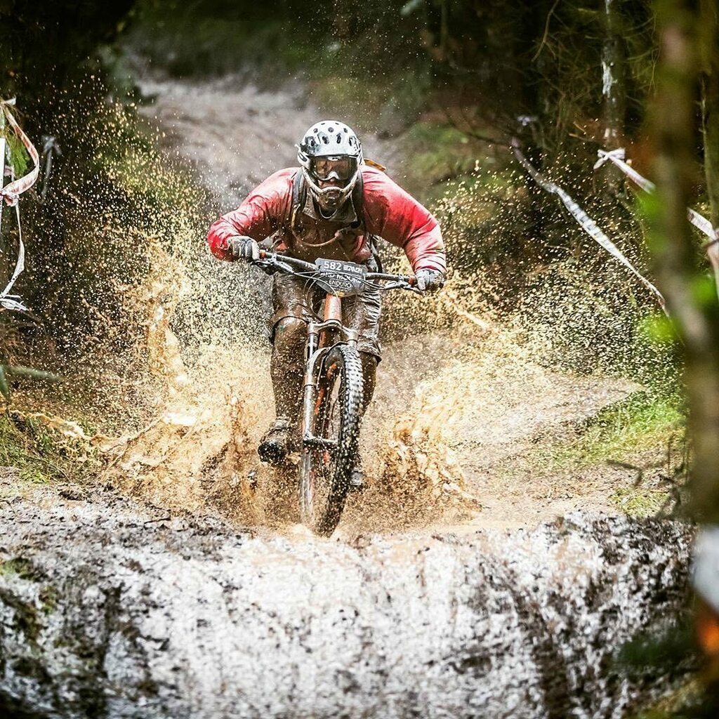 TotalMTB_'s tweet photo. .@jwdtphotography - Well the intention today was to meet up with someone and grab some photos. But the weather outside is wetter than an otters pocket. Maybe tomorrow then??
.
Race was 2017 #ardmoors @ardrockenduro if you survived this race, you were a l… https://t.co/TAGjNRAA6j https://t.co/UtjlTrj1wK