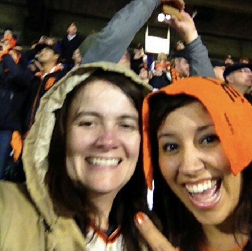 ImAMarvelNerd1's tweet photo. OH MY GOD. @KristyInCA look what I found! The best weekend EVER. 😭#SFGiants #2012NLCS #TheOneWithTheRain #AllTheGinInTheLimo #WringingClothesOutInTheToilet https://t.co/OMulcARmvs