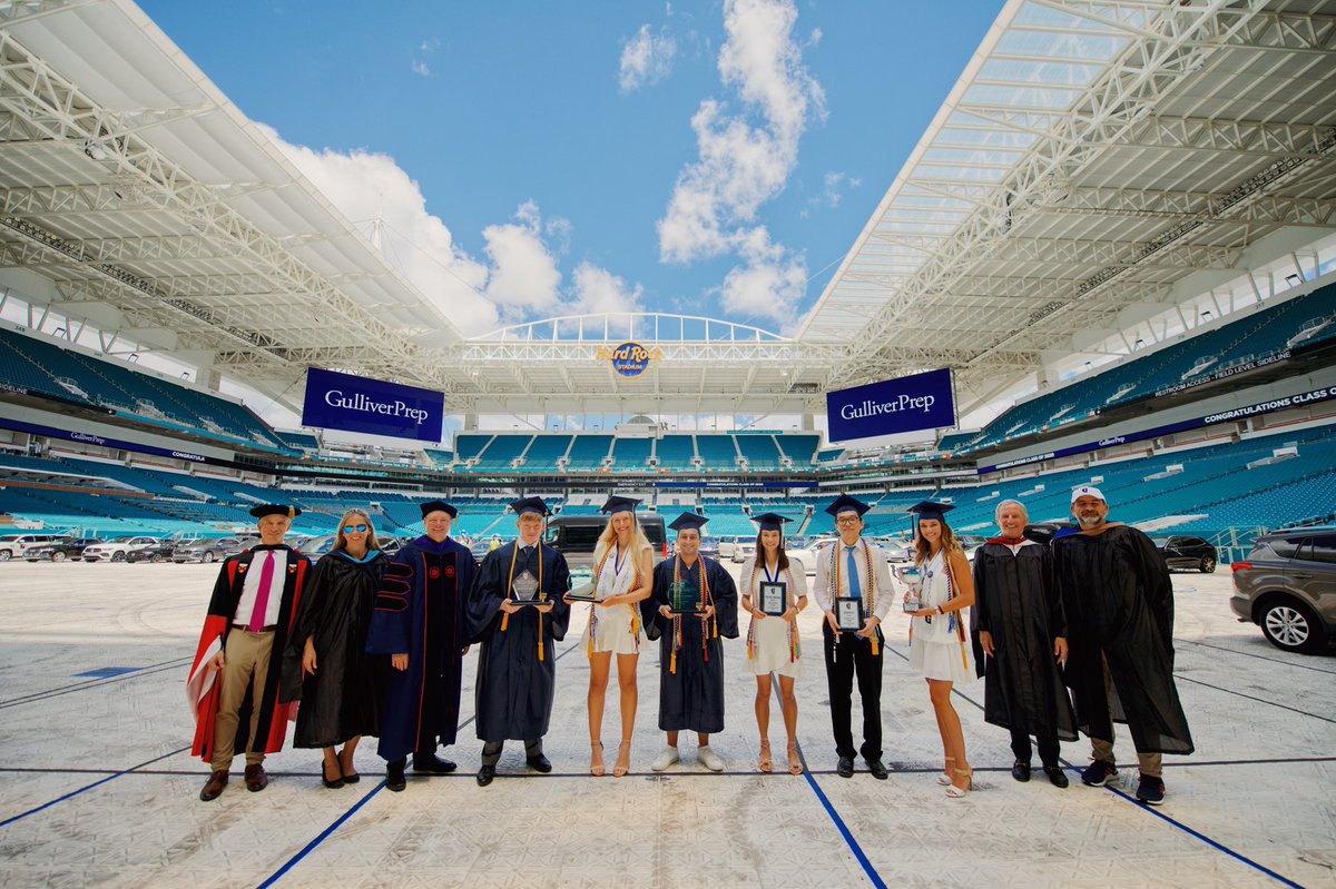 GulliverPrep_'s tweet photo. Congratulations to the #ClassOf2020! You are tomorrow’s leaders - innovative, remarkable &amp; ready to take on the world. We are grateful to have shared today’s unique commencement ceremony with you &amp; your families &amp; can’t wait to see where your journey takes you. #GulliverStrong https://t.co/tuAWYQ5PVO