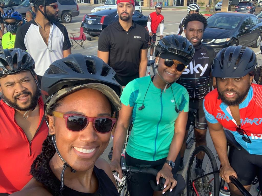 amyonyendu's tweet photo. Up eaaaaarly, early to participate in #SoulPatrol’s #BLM Cycling Event in Frisco. 

An amazing time spent (32mi) with incredibly dope people. We outchea!

🚴🏾‍♀️🚴🏽🚴🏿‍♂️🚴🏿‍♂️🚴🏽‍♀️🚴🏽🚴🏿‍♂️🚴🏿‍♀️🚴🏾💨💨💨 

#JuneCycling #RoadCycling #StillHotThatEarly ☀️ #BGDR #BLM https://t.co/7sQs5Cem7i